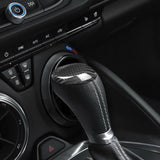 Cubierta de carbono para el pomo de la palanca de cambios, eliminación de cromo, para Chevy Camaro (2016–2024)