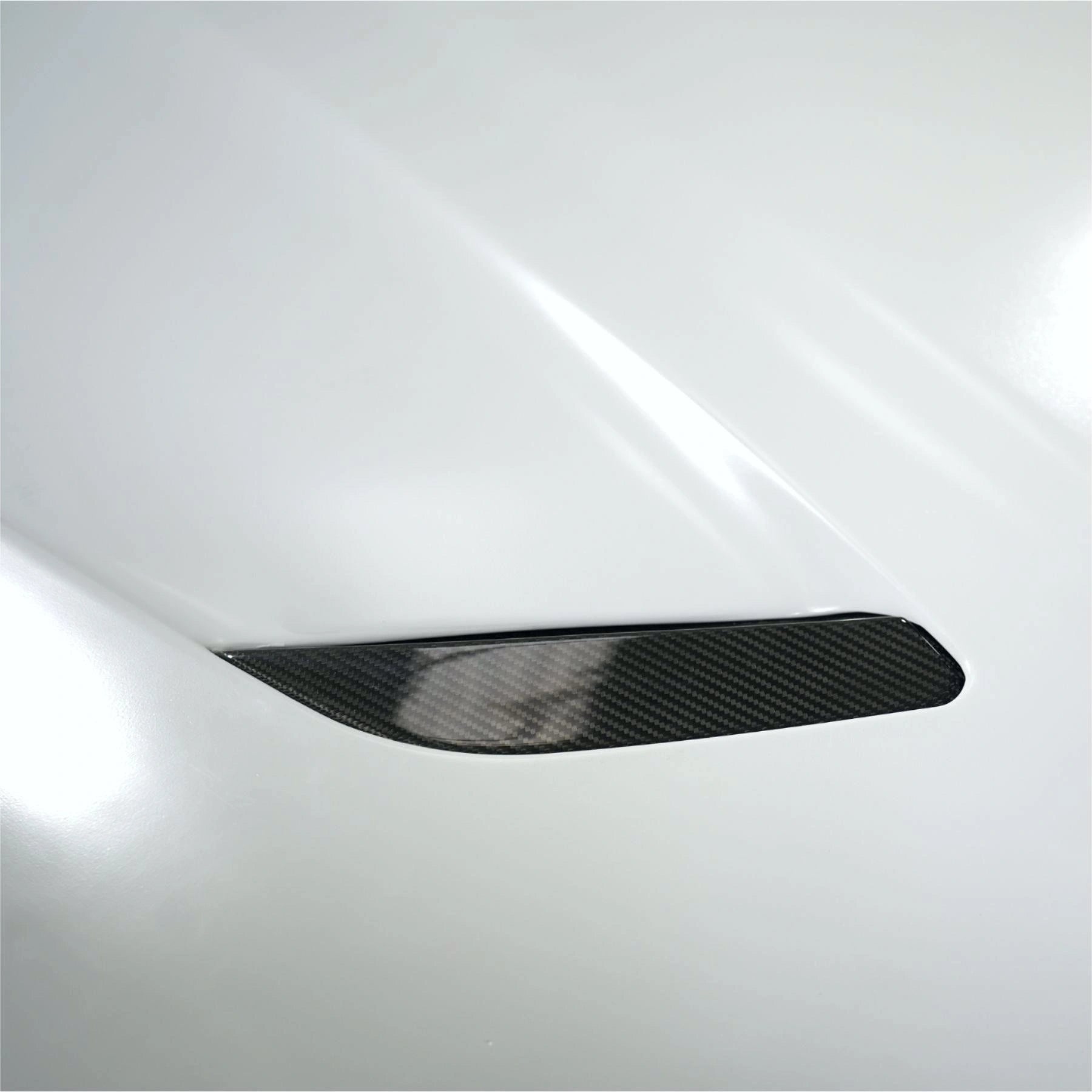 CS Style Carbon Fiber Front Hood BMW 5 Series M5 G30 F90