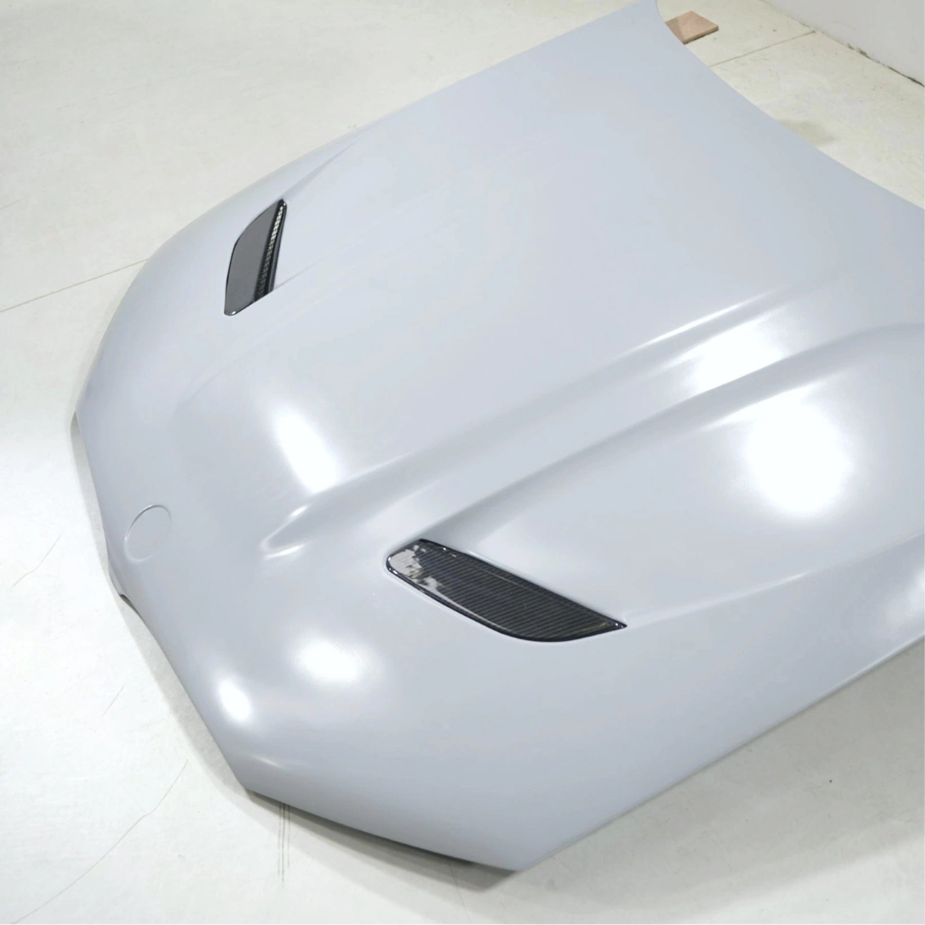 CS Style Carbon Fiber Front Hood BMW 5 Series M5 G30 F90