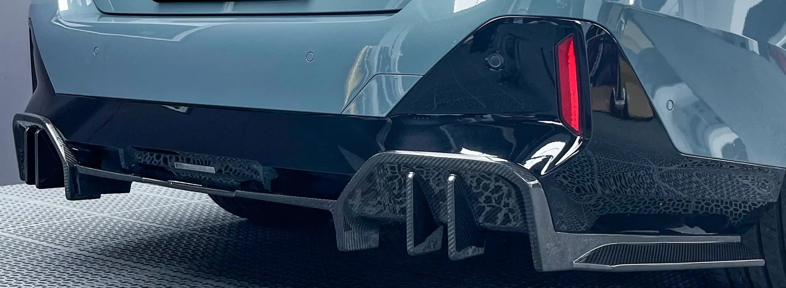 Ultimate MP Style Dry Carbon Fiber Rear Diffuser - 2024+ BMW 5 Series & M5 G60