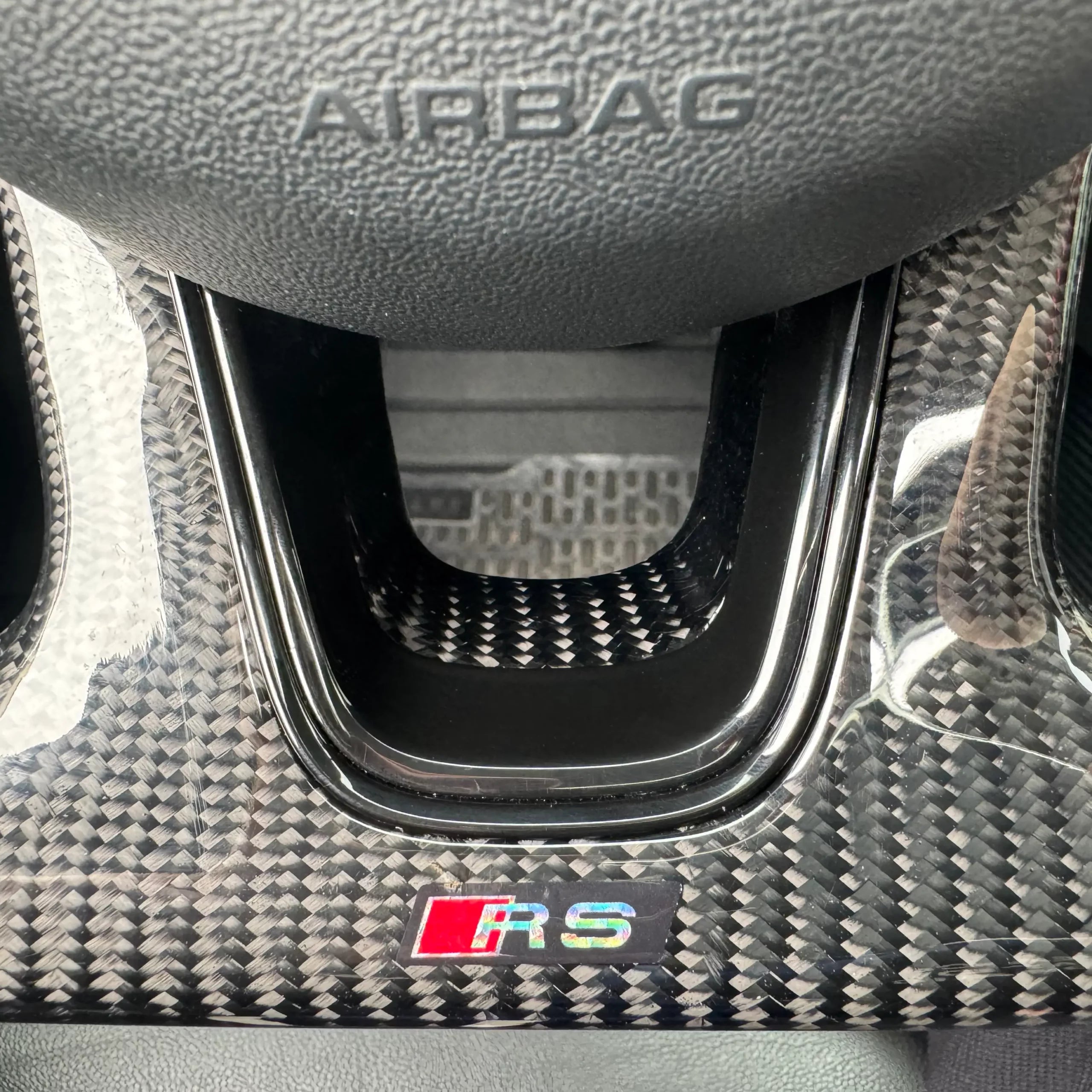Carbon Fiber Custom Steering Wheel – Audi TT / TTS / TT RS (2008–2014)